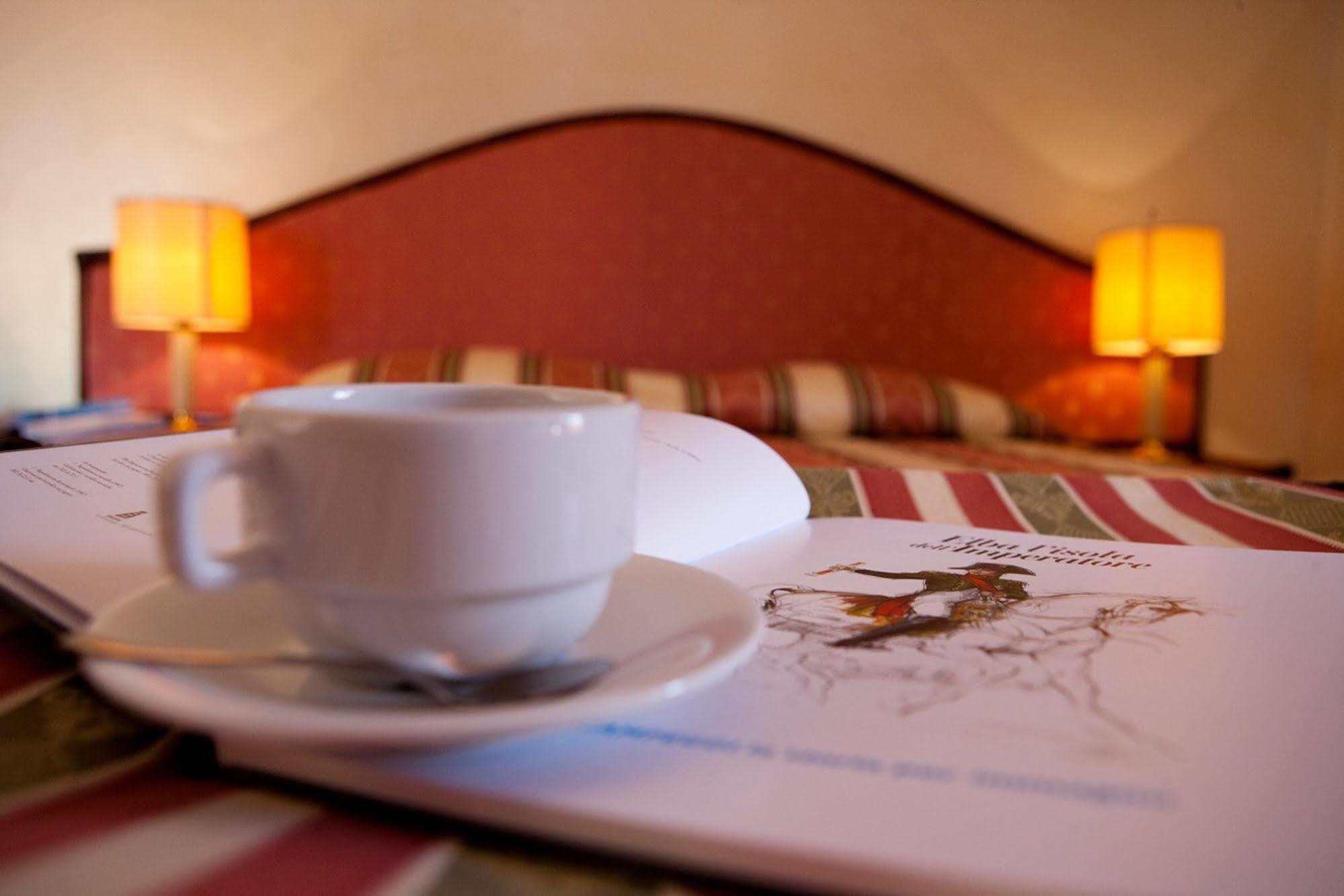 Swiss International Hotel Elba - Il Magnifico Марчиана-Марина Экстерьер фото