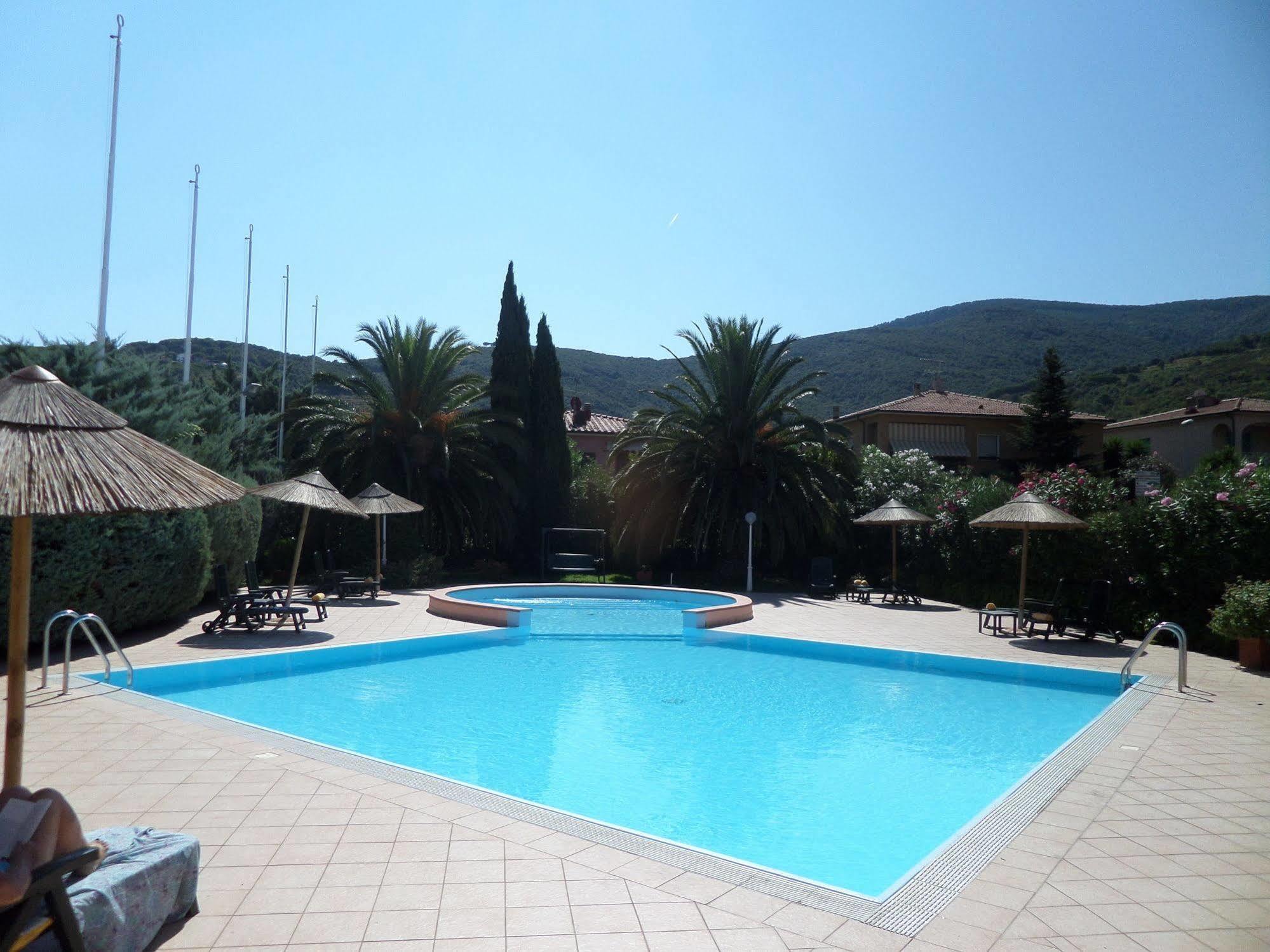 Swiss International Hotel Elba - Il Magnifico Марчиана-Марина Экстерьер фото